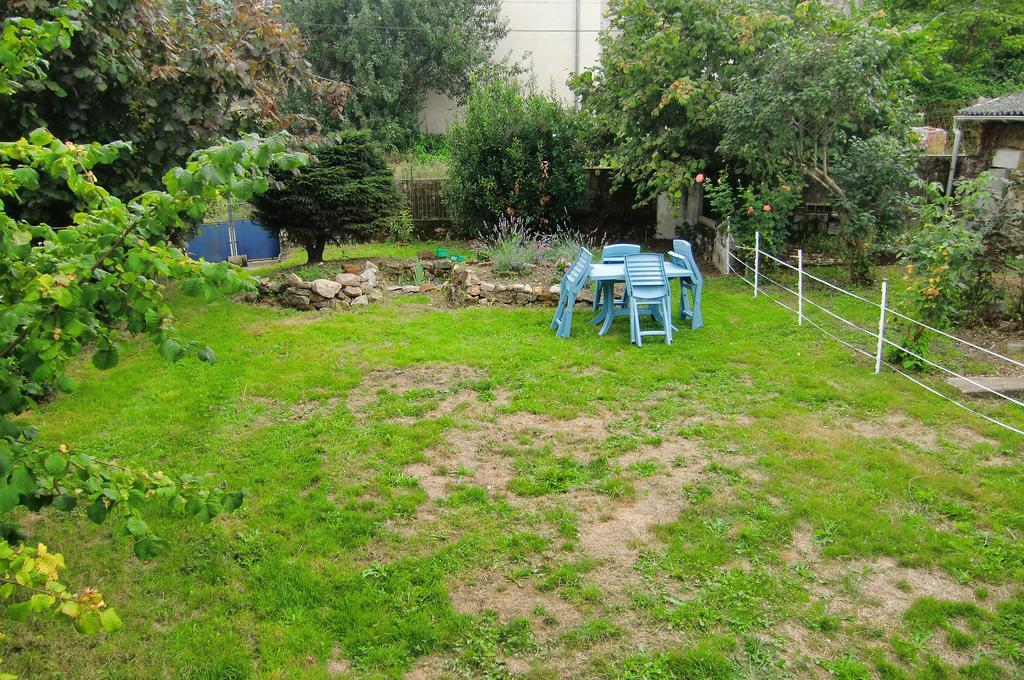 Holiday home Des Noisetiers Saint-Junien